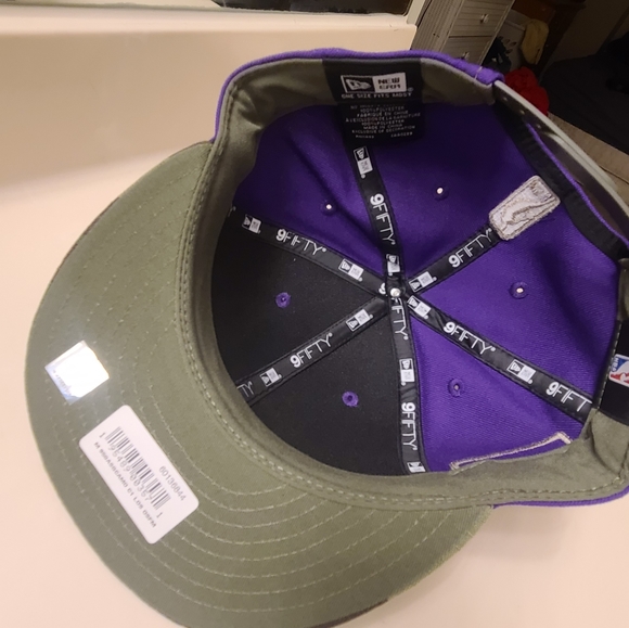 Limited Edition LA Lakers snapback - Picture 5 of 7